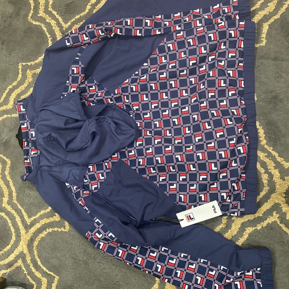 SOLD on EBay @lovedotson NEW Fila Paride Windbreaker Jacket Men’s X-Large - Picture 4 of 5